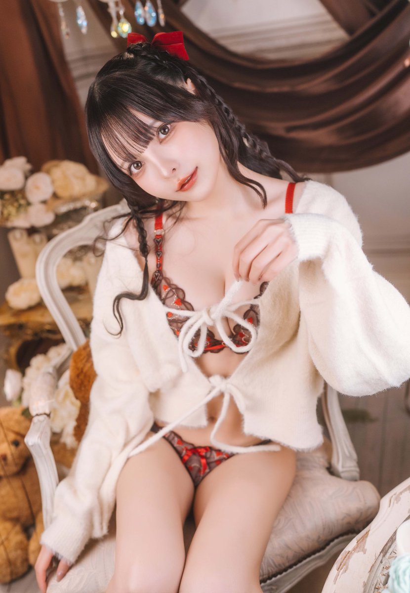 ゆゆ🍕4/29pharfaiteSC/F6 tweet media