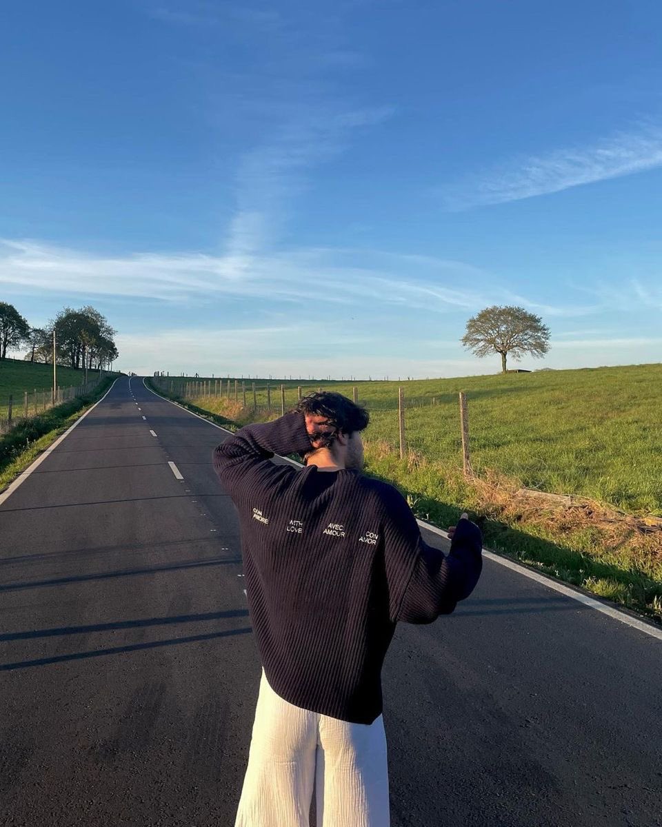 Whitey 💫 tweet media