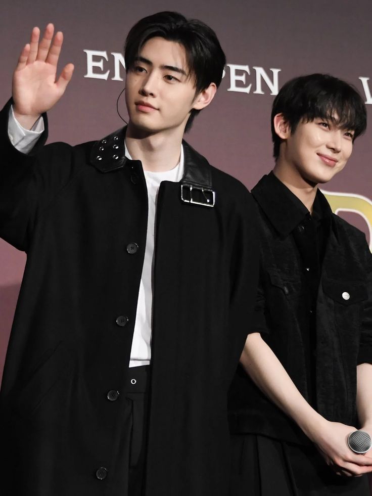 🍟vcy| Enhypen 7. tweet media