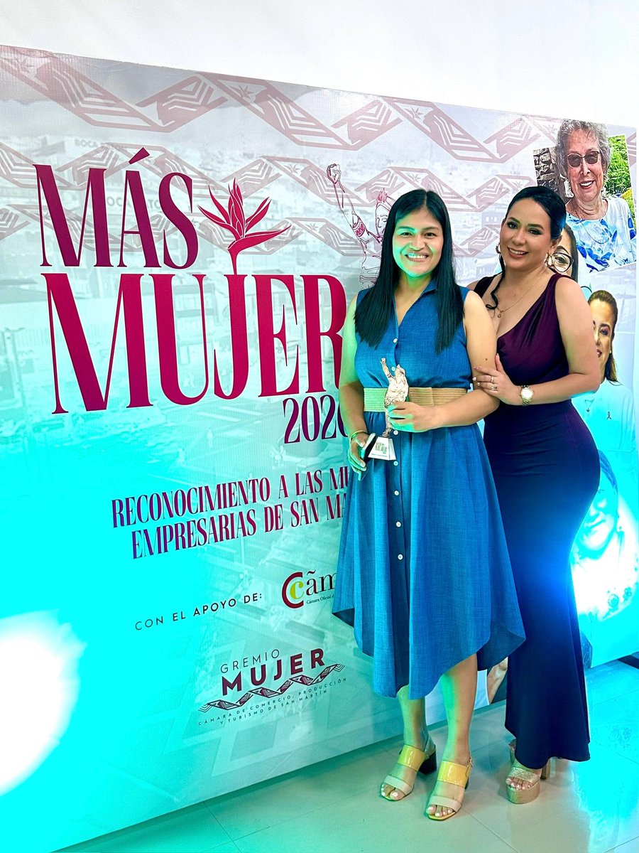 VannyGastelo's tweet photo. Ser mujer es sinónimo de fuerza, resiliencia y autenticidad, es por ello que en la 𝗖á𝗺𝗮𝗿𝗮 𝗱𝗲 𝗖𝗼𝗺𝗲𝗿𝗰𝗶𝗼, a través del 𝙂𝙧𝙚𝙢𝙞𝙤 𝙈𝙪𝙟𝙚𝙧 ✨💞, homenajeamos el empoderamiento, perseverancia y convicción de mujeres empresarias y emprendedoras de San Martín. https://t.co/6Eyvk4ZRSu