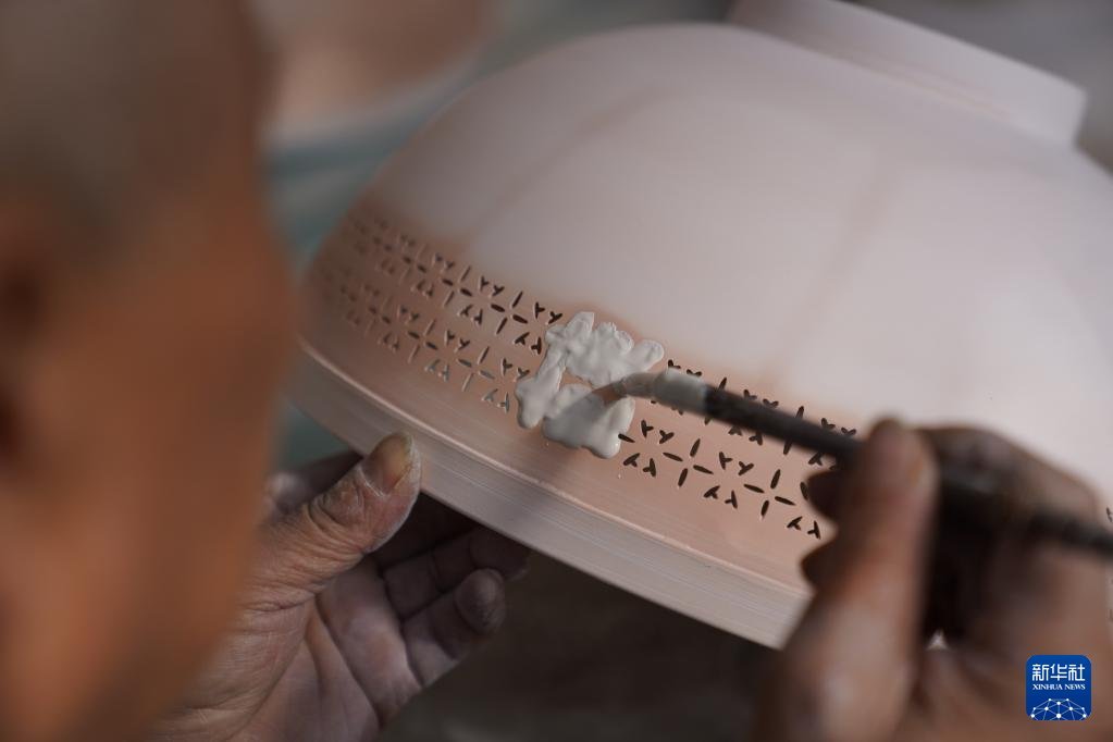 People's Daily, China tweet media