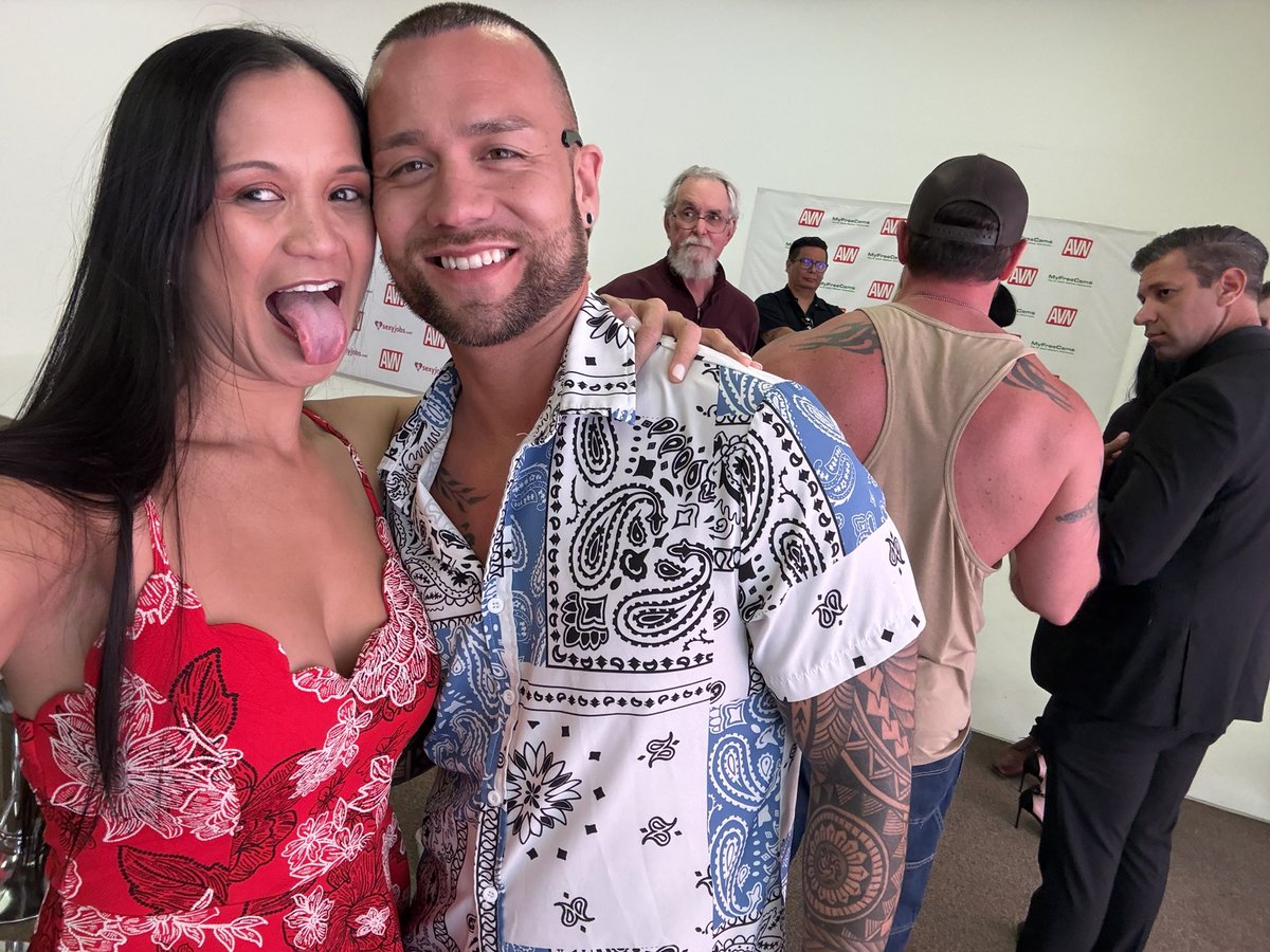 JazmineCruz- Pinay Powerhouse EXXXOTICA CHICAGO tweet media