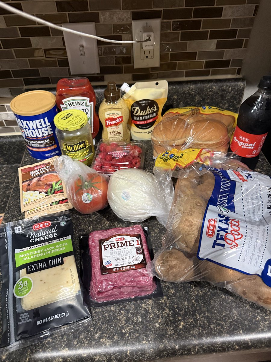 The Sara Talks tweet media