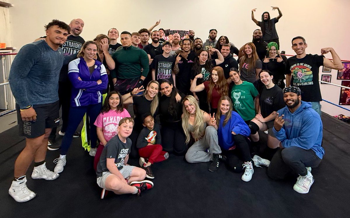 low-key legend tweet media