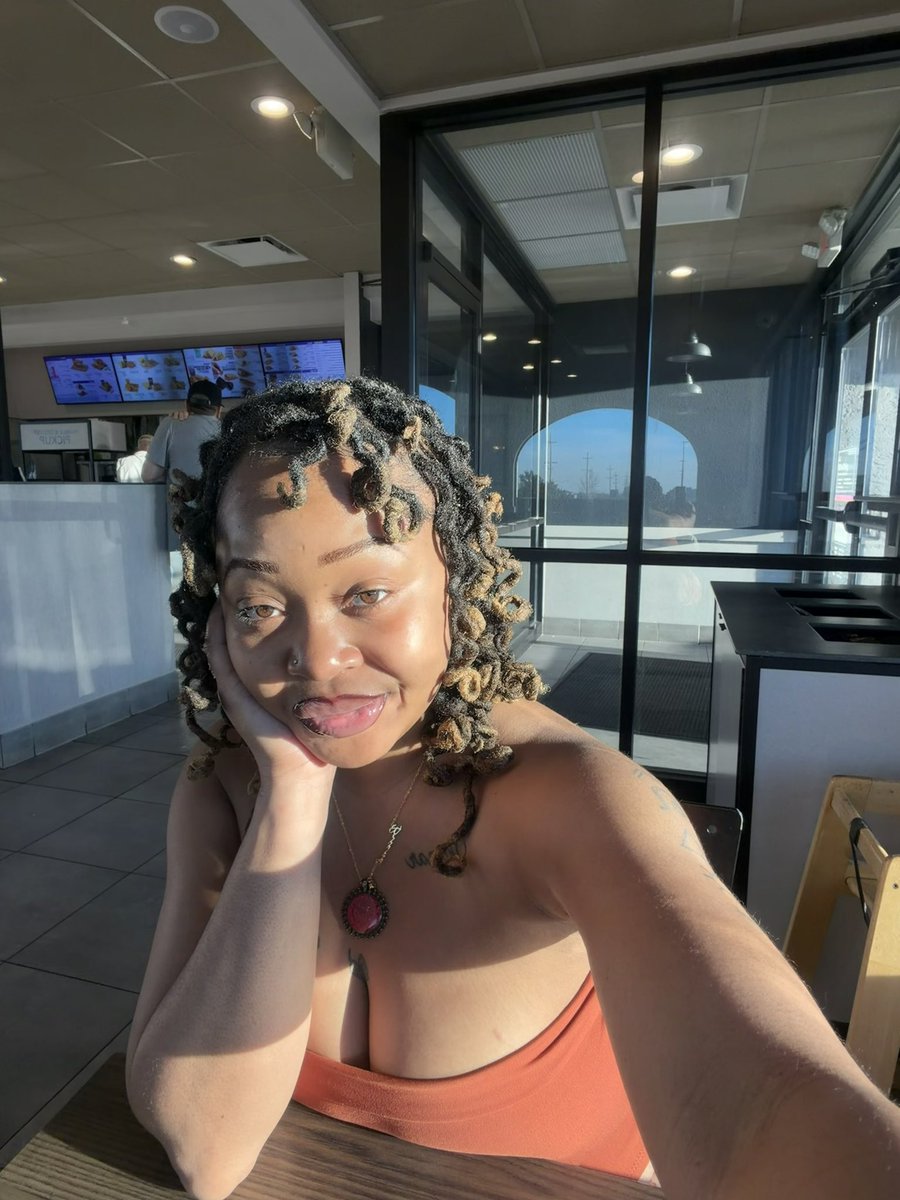 lil cut🧚🏽‍♀️🖤✨ tweet media