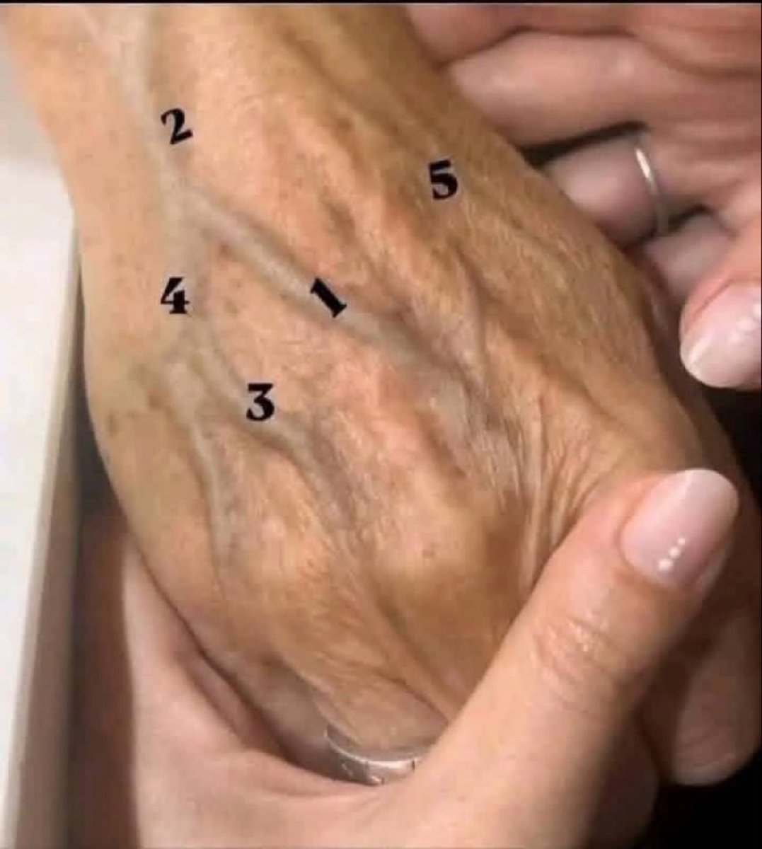 DOCTORS SQUAD 🩺 tweet media