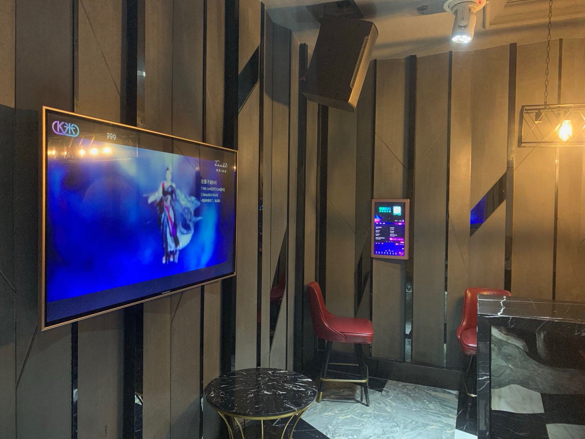 MemetOnan's tweet image. KTV Night Alert! Grab your crew, pick your bops, and let the vocals shine—tonight’s all about good vibes, great songs, and endless laughs. Who’s ready to hit the high notes  #KTVFun #SingYourHeartOut