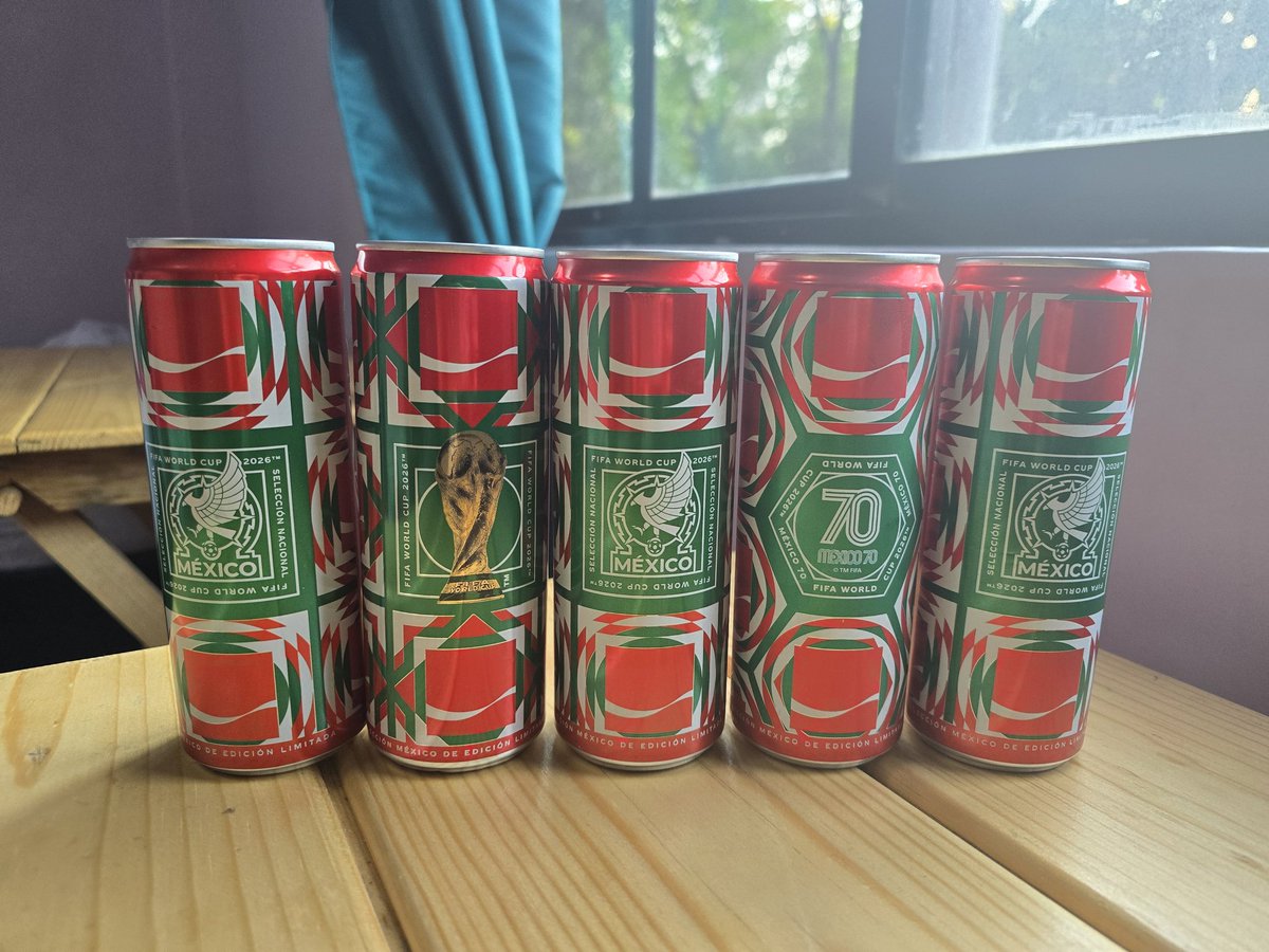 Helena Markos tweet media