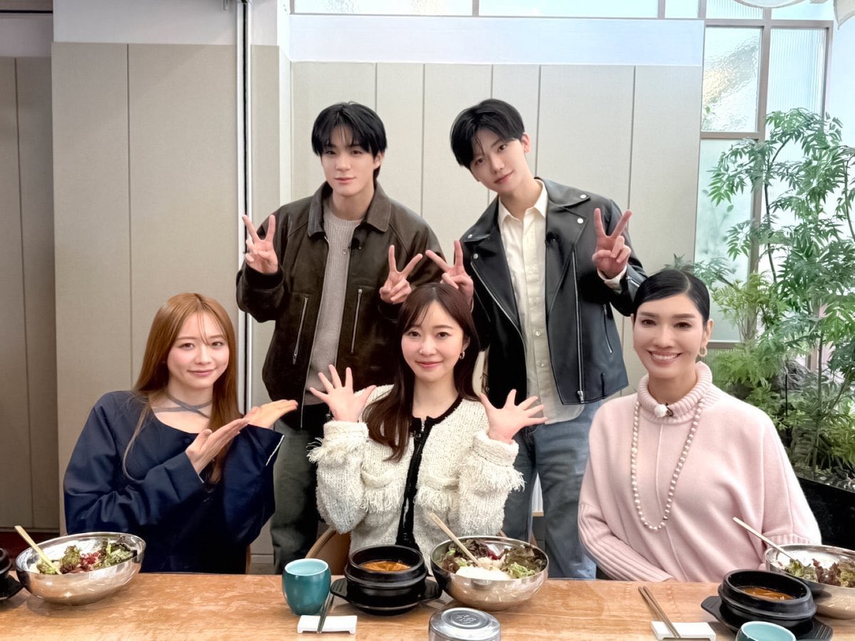 【公式】『トークィーンズ』 tweet media