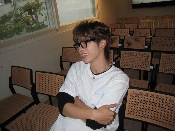 devyn ִֶָ☾.݁ tweet media