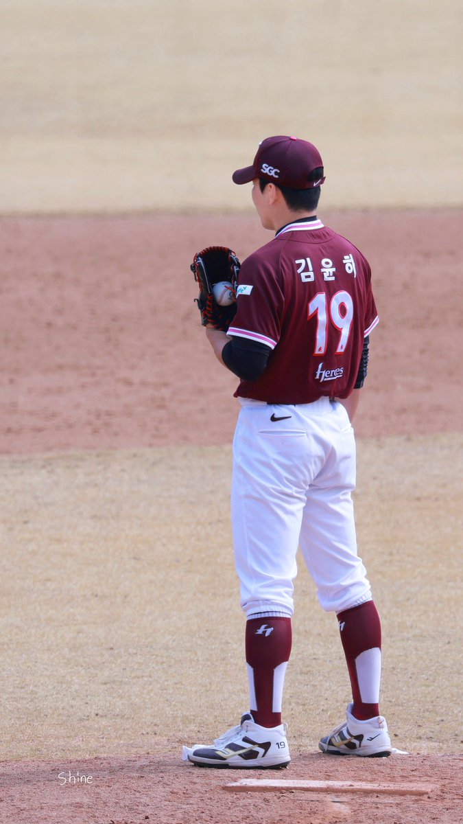 김윤하 파이팅!!!!!!!!!!!!!!!!!!!💪🏻🍀