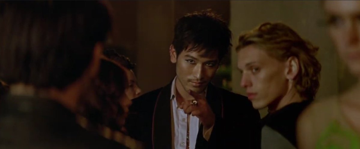 bia 📖 tweet media