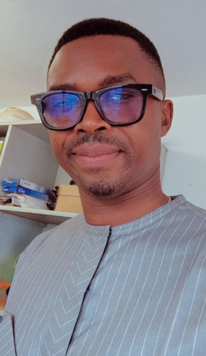 Yizziee07 tweet media