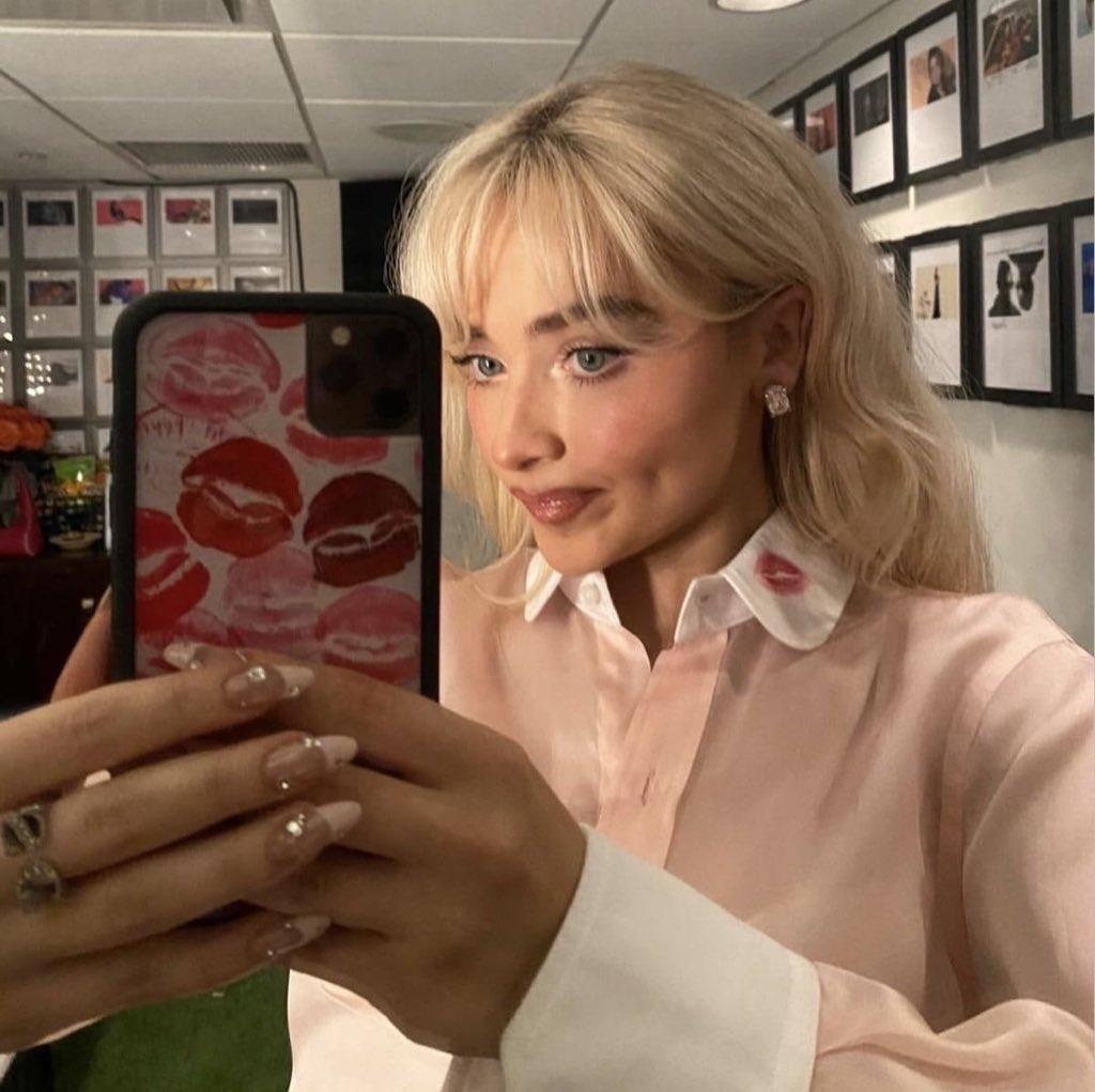 ri ☽ ⋆🐾⋆ tweet media