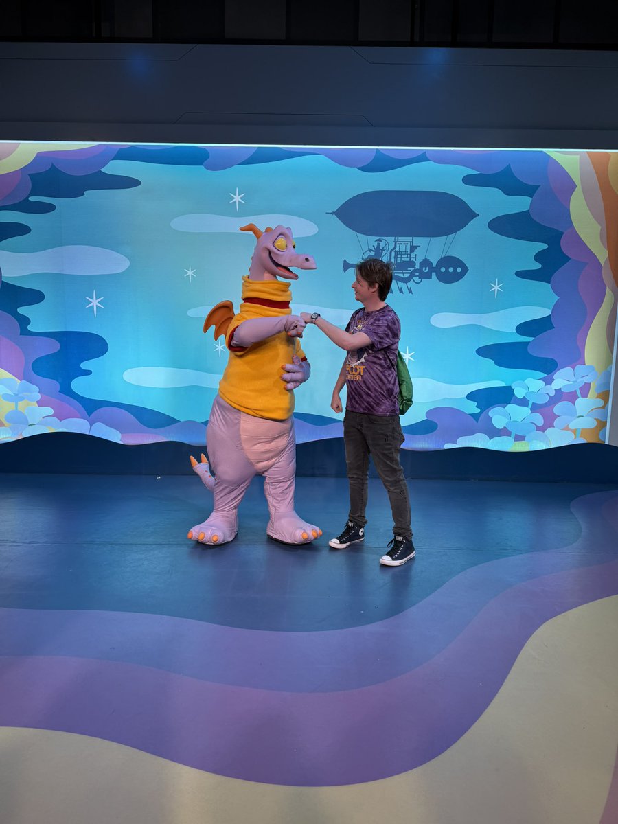 Erik and America tweet media