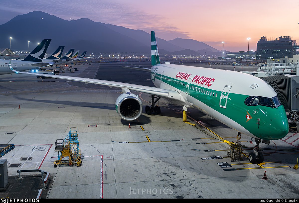 JetPhotos tweet media