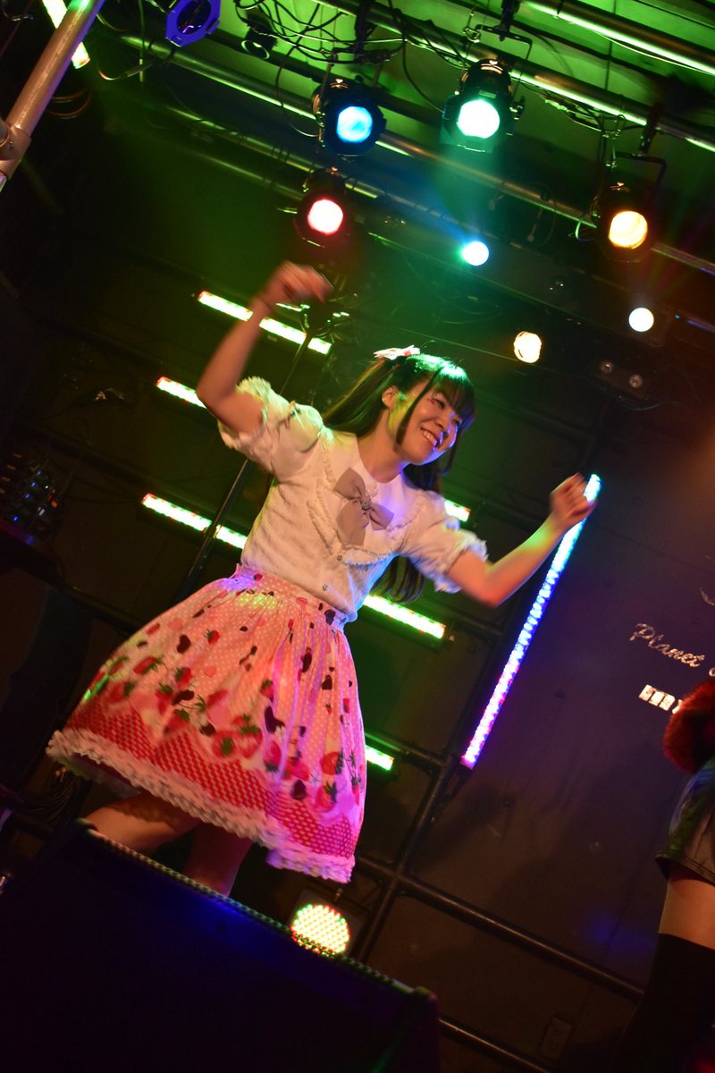 MyulipS_info's tweet photo. 先日大阪で
#さんめも3 #UTAGE009 に
出演させて頂きました!✨
ソロで歌ったり
バックダンサーさせて頂いたり
憧れの池田彩さまと
ステージに立たせて頂いたり
とても楽しかったです🥰🎶
東京でもまたプリキュアオンリーライブを
やりたくなってしまった…!😳🔥
あーや🎀 https://t.co/LBmY8azlJZ