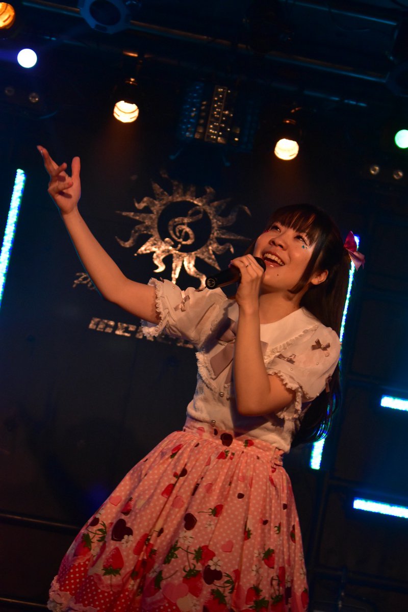 MyulipS_info's tweet photo. 先日大阪で
#さんめも3 #UTAGE009 に
出演させて頂きました!✨
ソロで歌ったり
バックダンサーさせて頂いたり
憧れの池田彩さまと
ステージに立たせて頂いたり
とても楽しかったです🥰🎶
東京でもまたプリキュアオンリーライブを
やりたくなってしまった…!😳🔥
あーや🎀 https://t.co/LBmY8azlJZ
