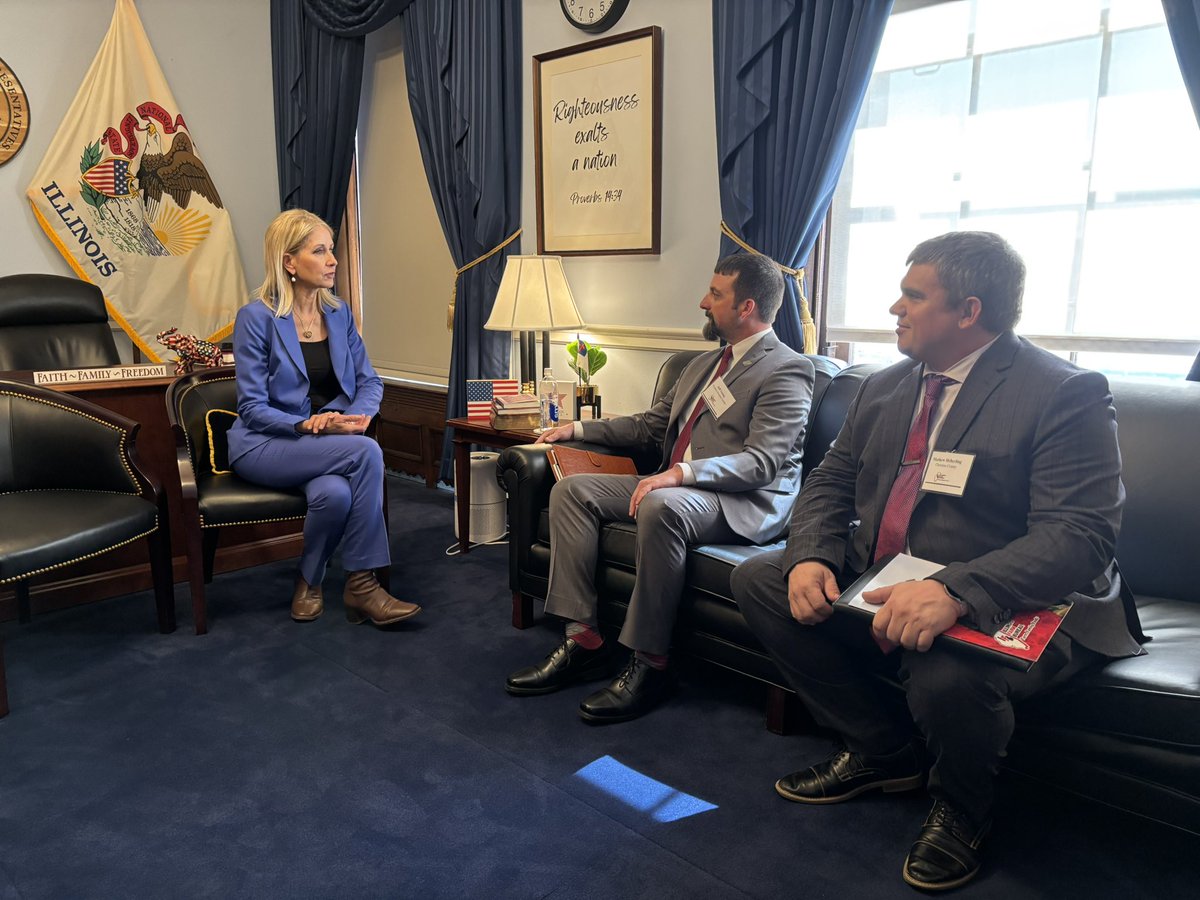 Tammie Sloup tweet media