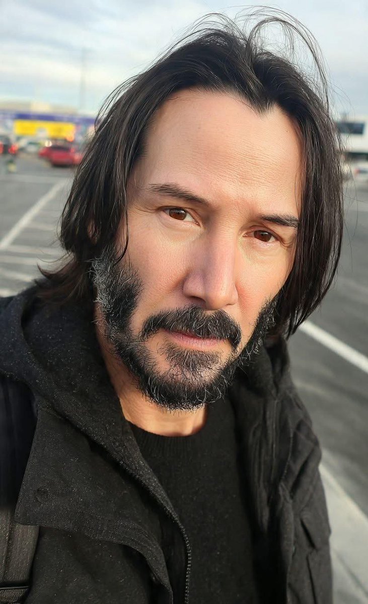 Keanu reeves tweet media