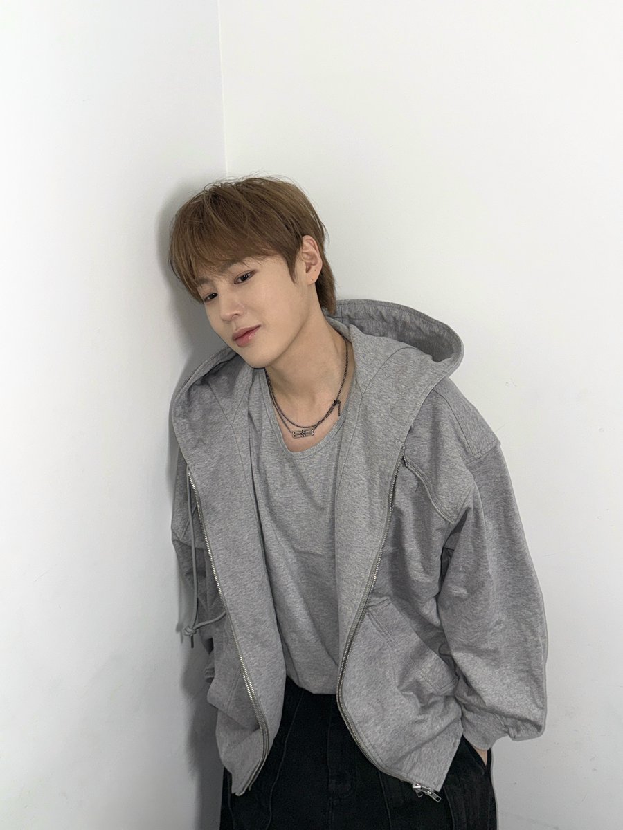 하성운 (HA SUNG WOON) OFFICIAL tweet media