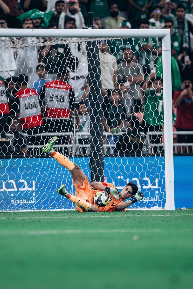 hilalstuff's tweet photo. شفت السعـادة يوم عيني شافتك 

أسعدتي الله دايـم يسعـدك 💙🐐 https://t.co/3YKpIMHbWL