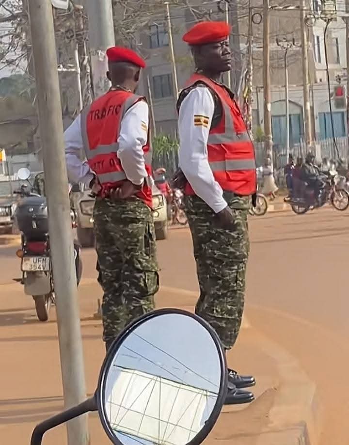 ShimonAine's tweet photo. Guys, give us updates how far with Military traffic operations? https://t.co/O1IckDV6pe