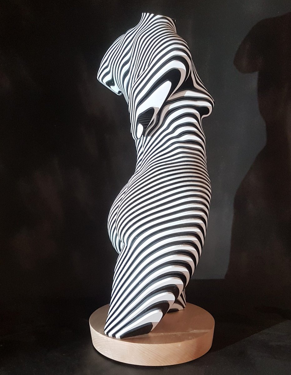 Contemporary art Soho Galleries. Celebrating 31 years exhibiting contemporary art.  sohogalleries.net + sohostudio.space Paintings, sculpture, wall relief, art framing. Featured -'Roxie' - (Black and White) sculpture by Olivier Duhamel.  sohogalleries.net/roxie-black-wh…