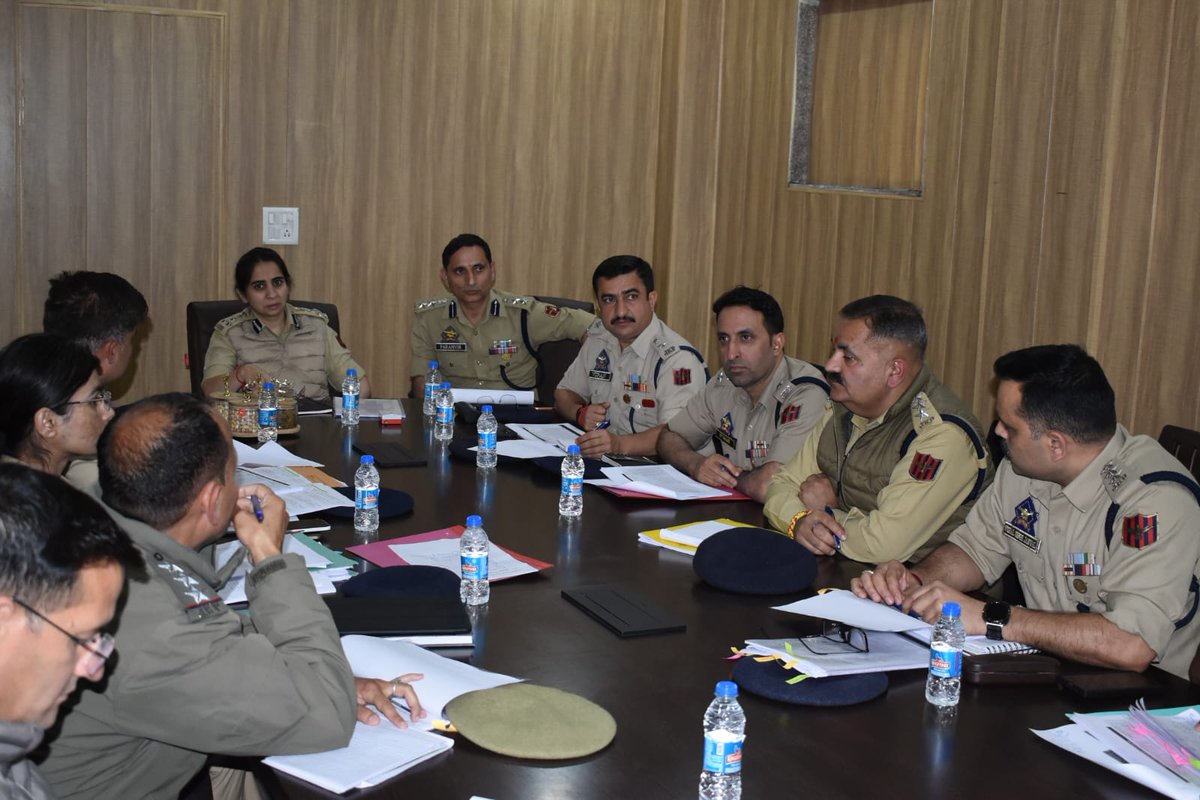DISTRICT POLICE REASI tweet media