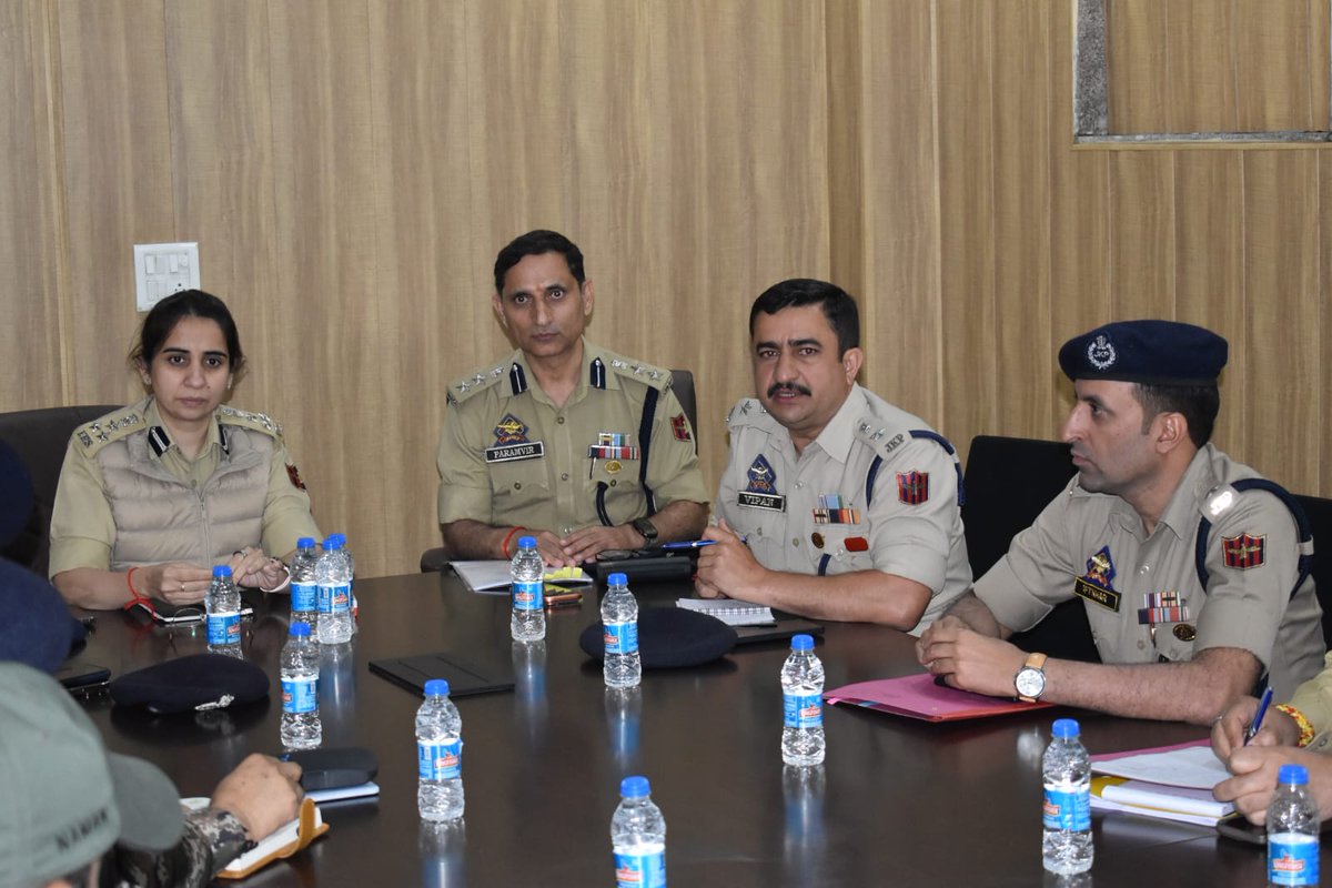 DISTRICT POLICE REASI tweet media