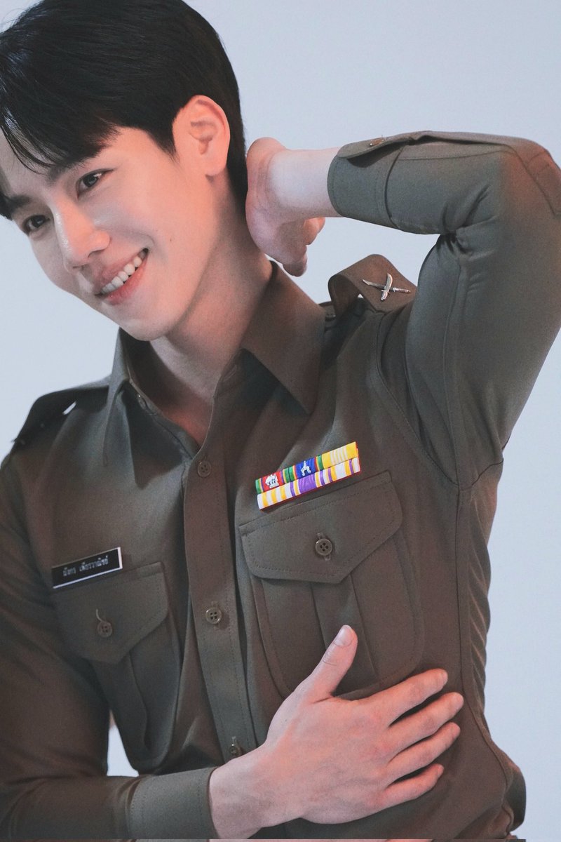 ukidll's tweet photo. ท่าโพสต์นี้ไมาผิดกฏหมายหรอคะ เริ่สเกิรนนนนนนนน สวยว่ะ 
#Fittingที่รักสารวัตรเธียร์
POLICE IN LOVE FITTING https://t.co/piIKd8U3QE