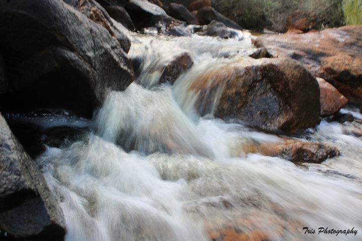 Triso18's tweet photo. Art of the Day! "Waterfall down in Marrinup". Buy at: https://t.co/cEKZaO790U https://t.co/IcLTu2MQHM