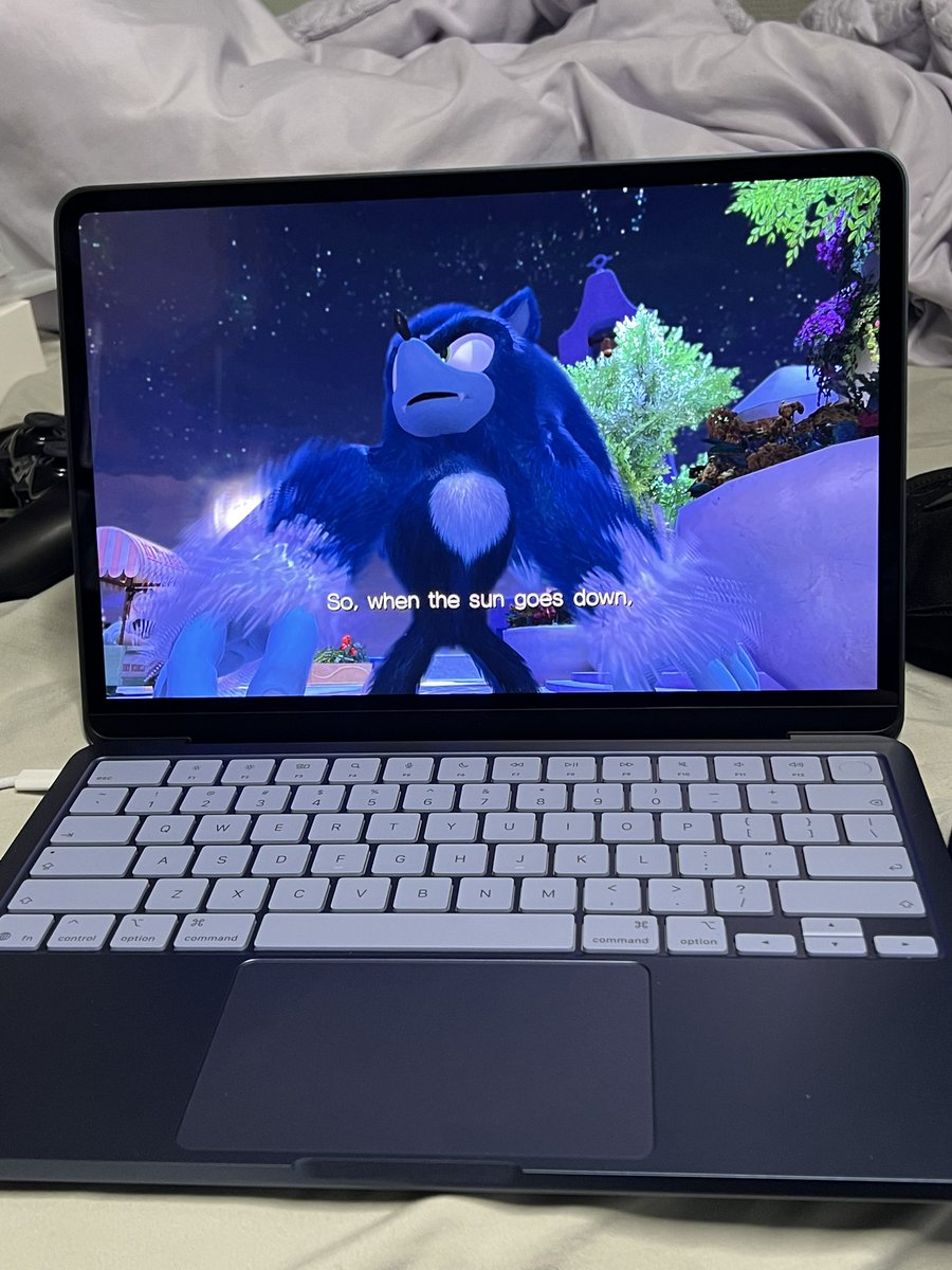 Bluwolfblitz tweet media