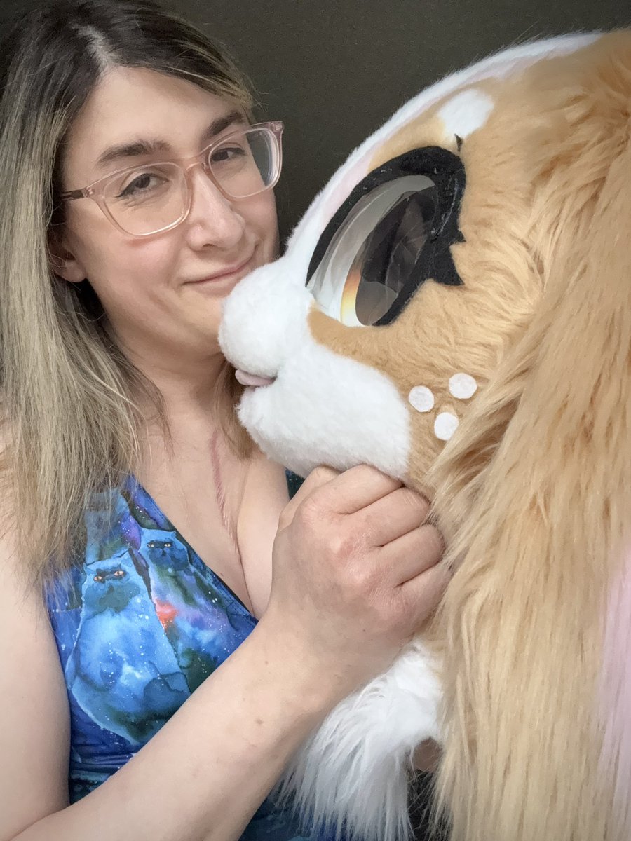 April 💕🌸 tweet media