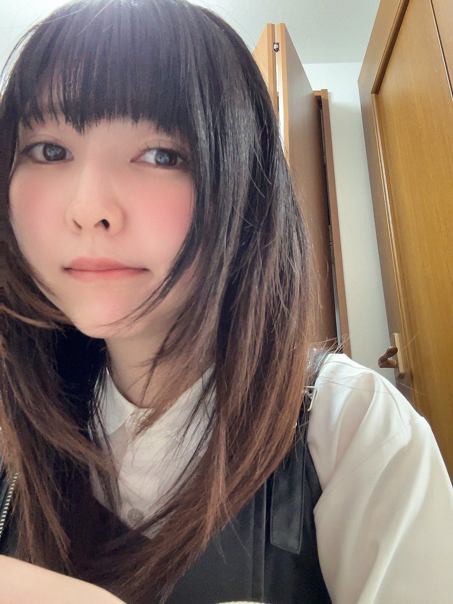 もち 3/29つるコス tweet media