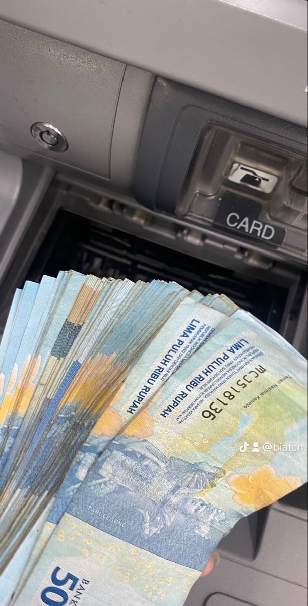 adin n 💋 tweet media