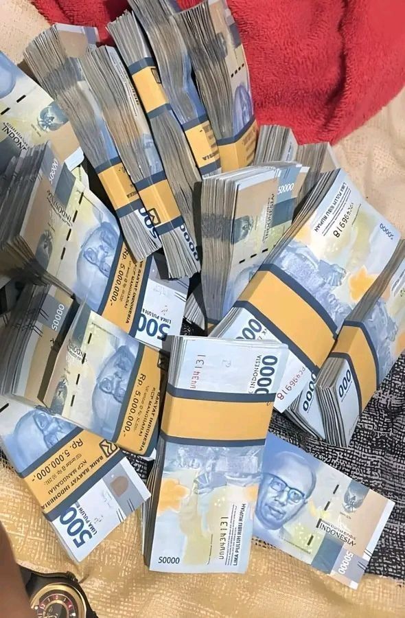 adin n 💋 tweet media