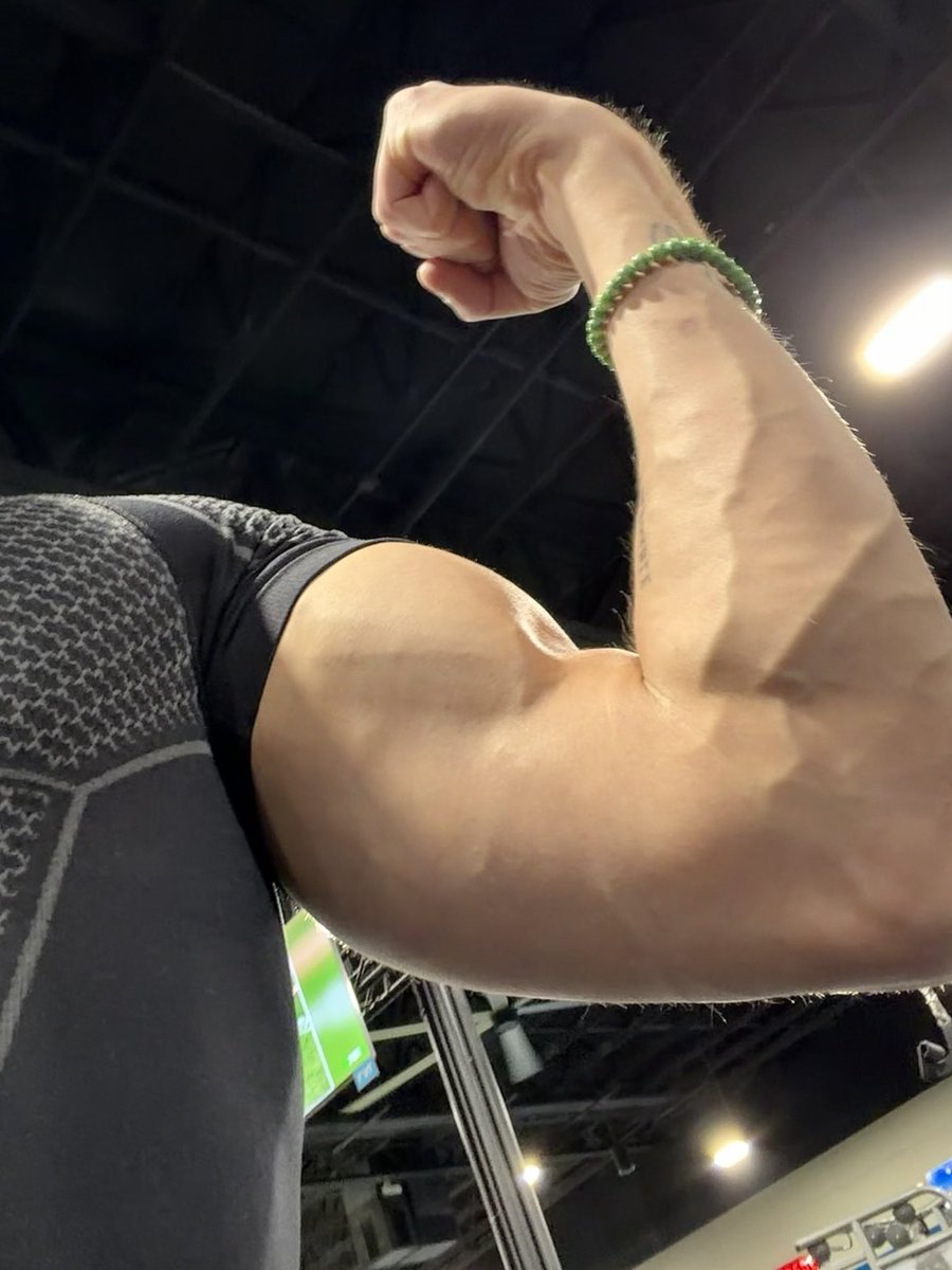 Kane Fox 🦊 tweet media