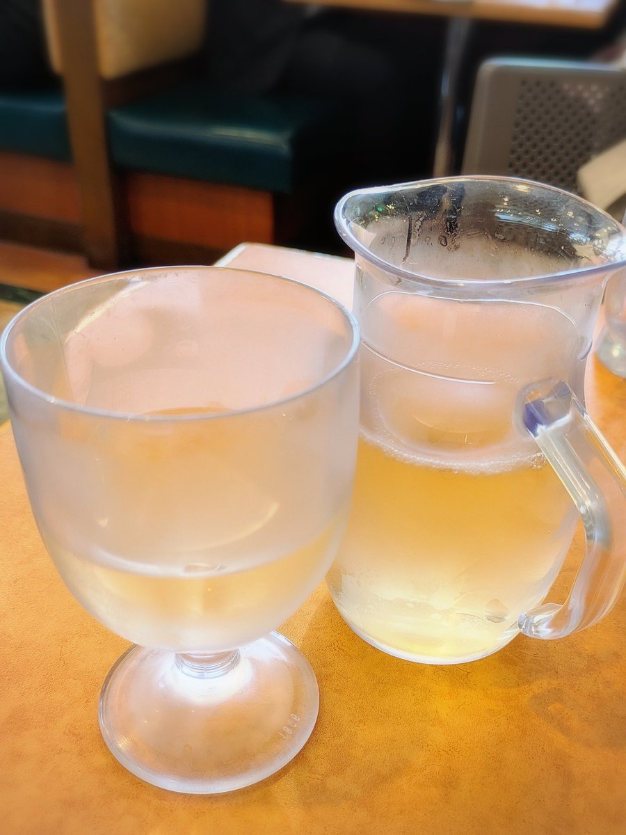 moyo.*·☽ tweet media