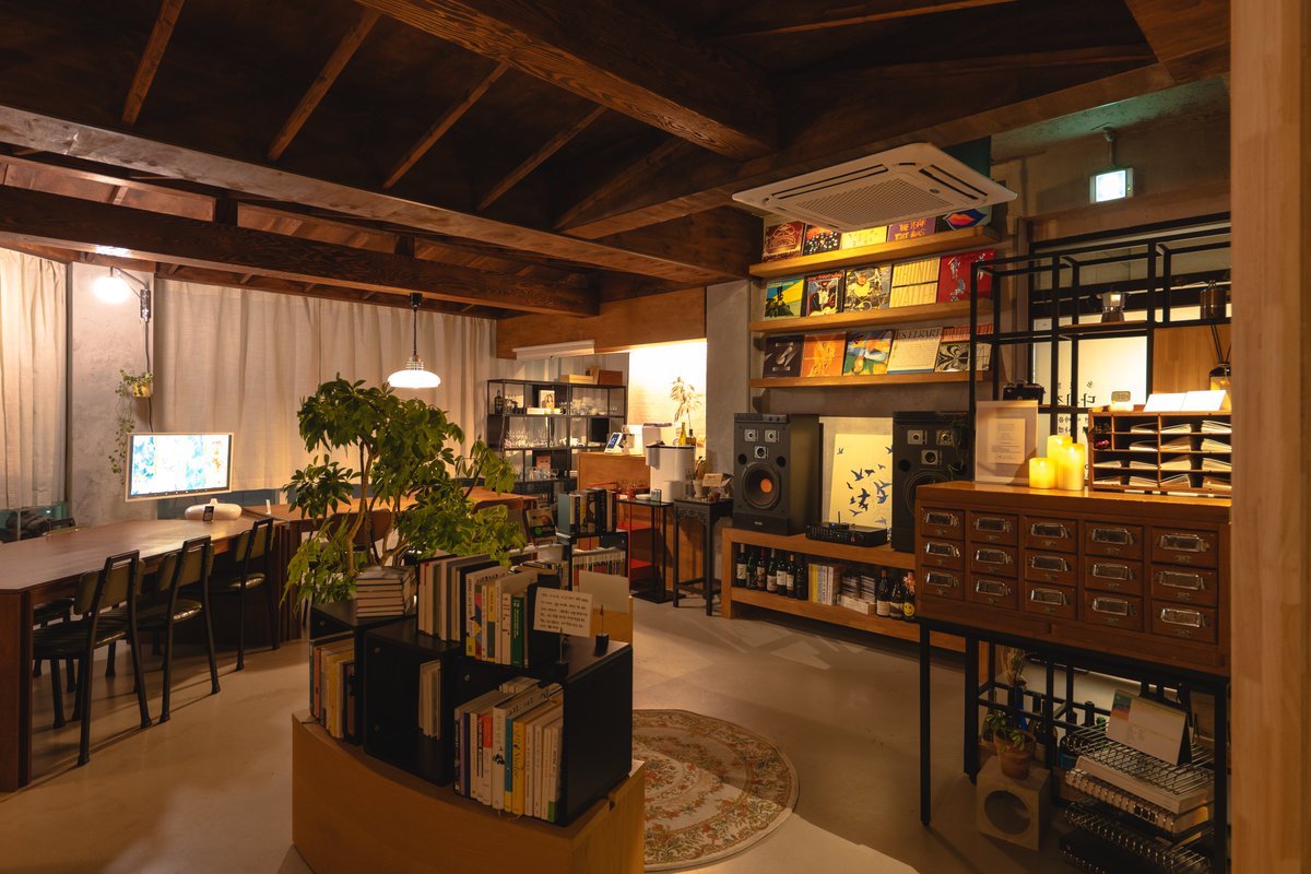 다시점 (망원생카/홍대생카/생일카페/이벤트카페/대관/전시/공연) tweet media