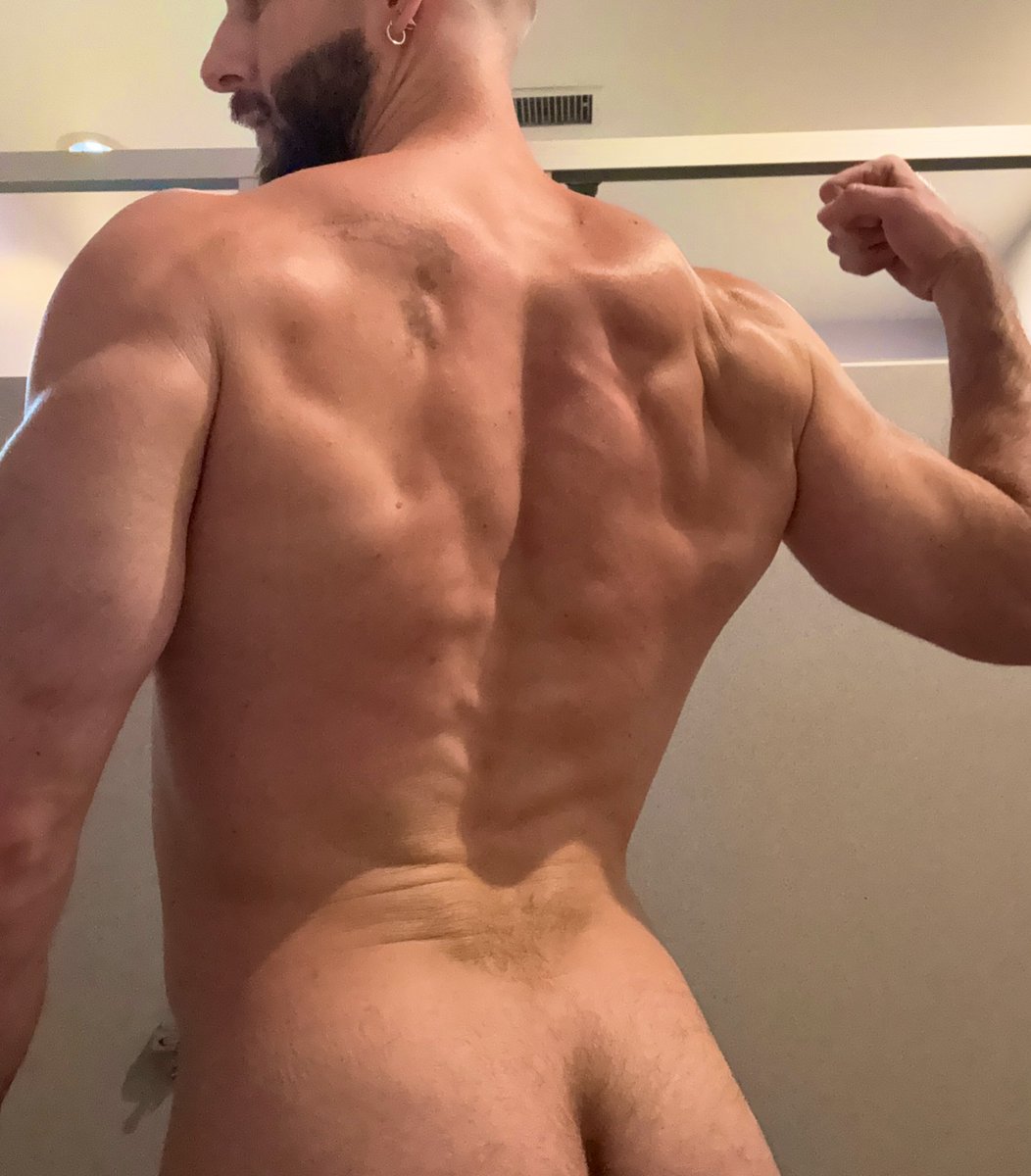 Emil ‿̈ tweet media