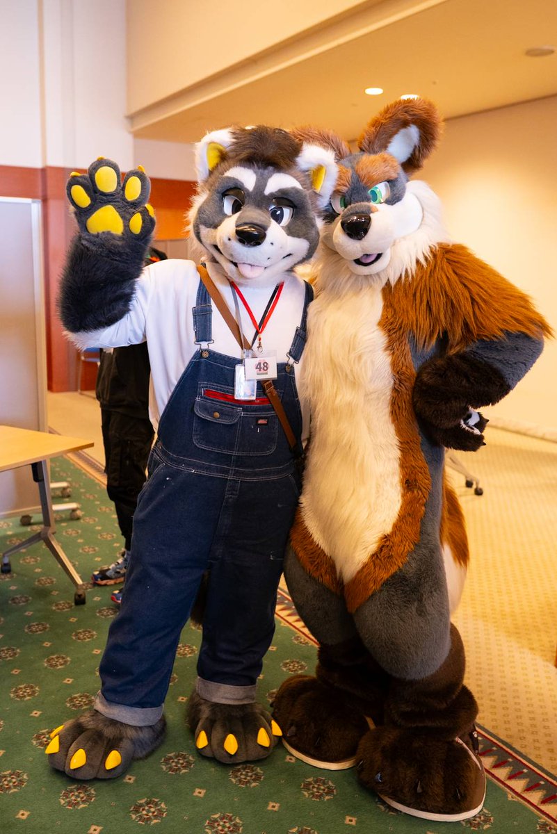 なるどん tweet media