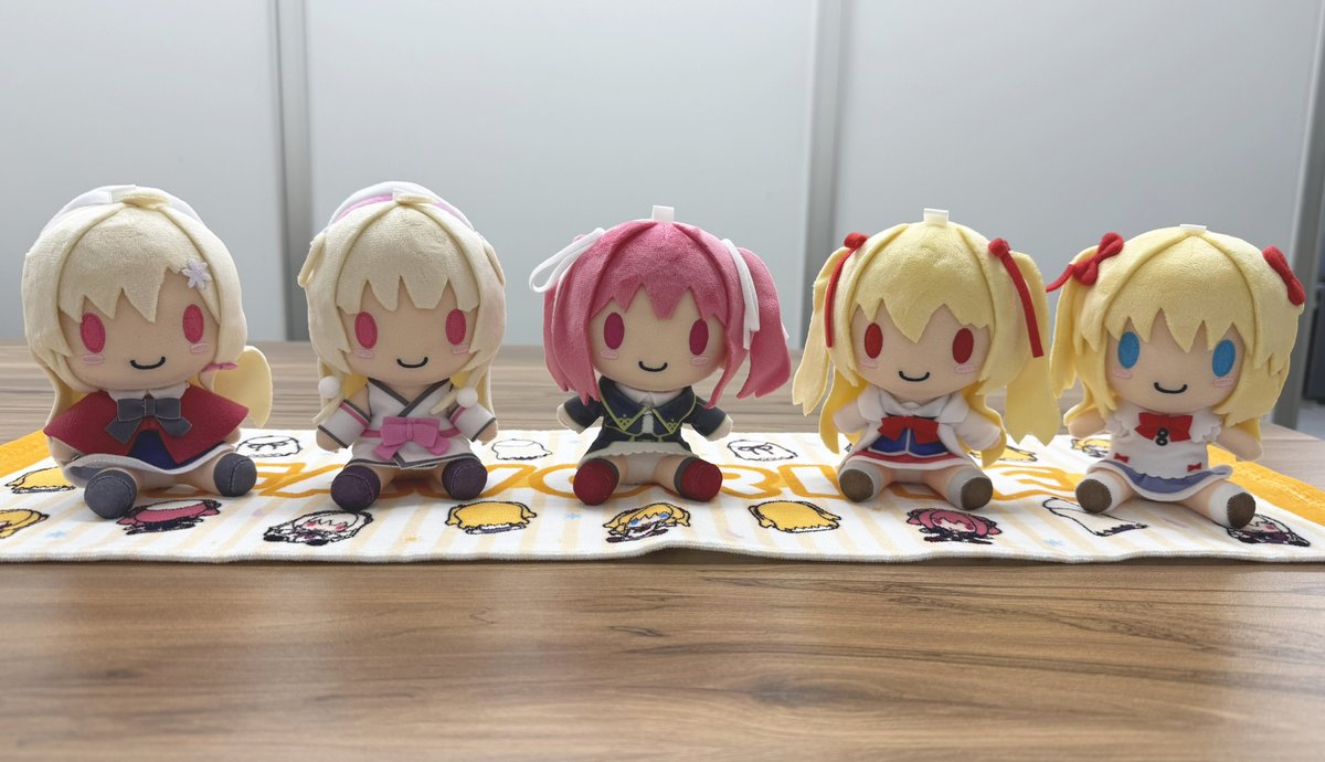 FAVORITE tweet media