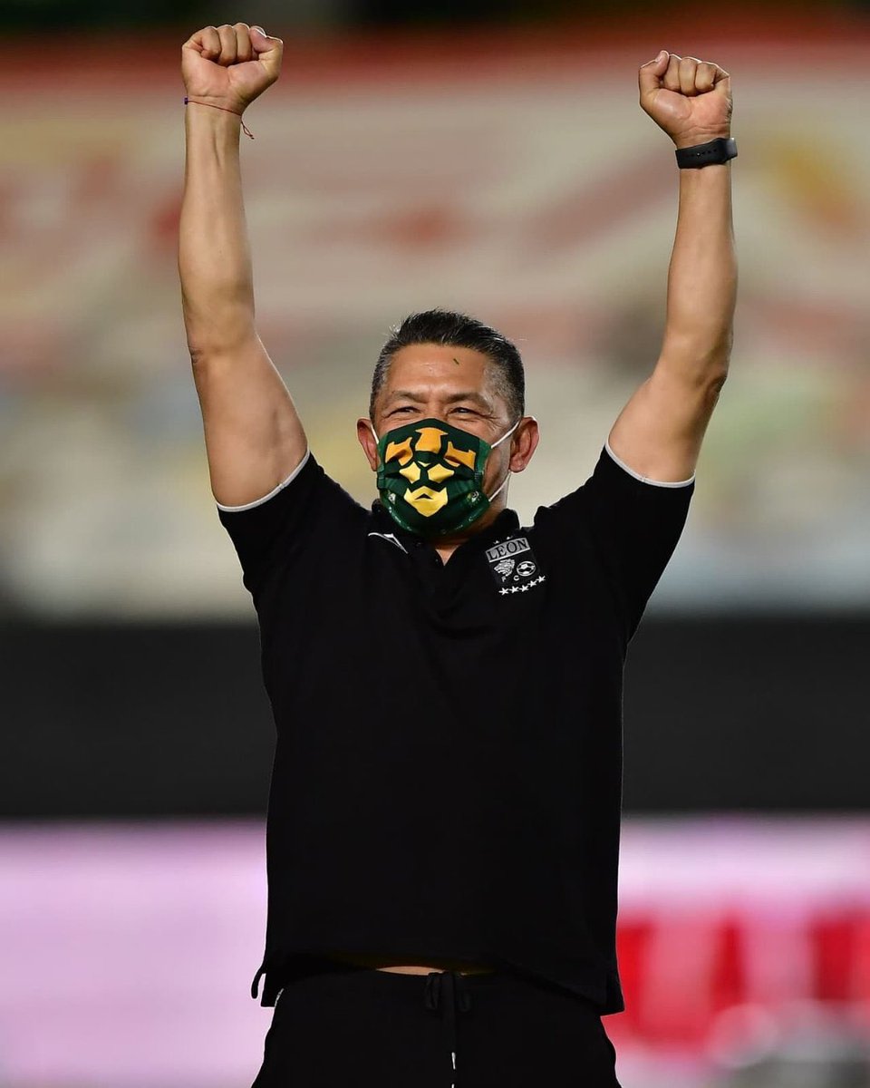 Gracias por irte profe, no merecías trabajar con jugadores tan mediocres.