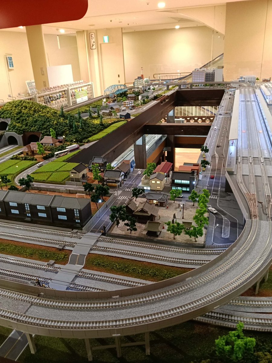 鉄道模型の店ポポンデッタ tweet media