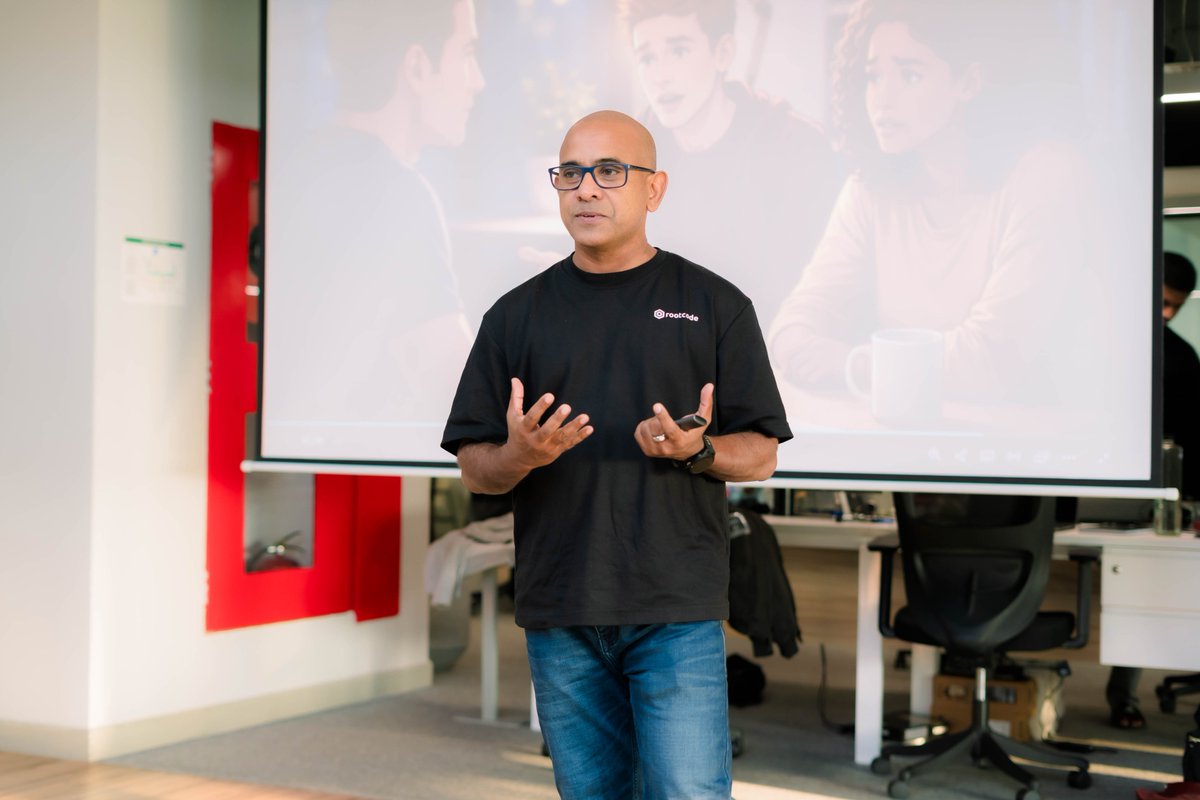 rootcode_io's tweet photo. Had a fantastic Speaking Club session with some of our Rootcoders last week. 
Swipe to see some of the highlights 🔥

The Rootcode Speaking Club is one of our favourite internal initiatives, giving every Rootcoder a space to grow, improve communication and inspire. https://t.co/73CN5lxfbs