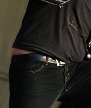 Daily Gerard Tummy tweet media