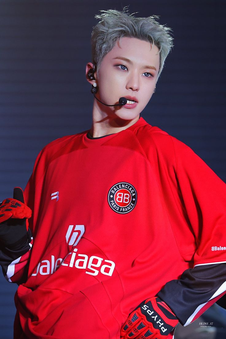 hourly hoshi tweet media