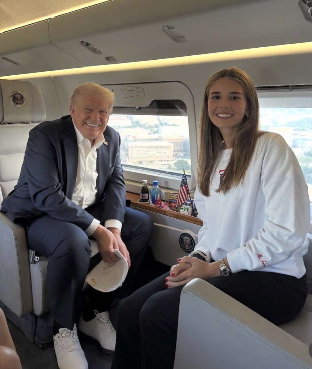 Ivanka Trump RV Q🇺🇲 tweet media
