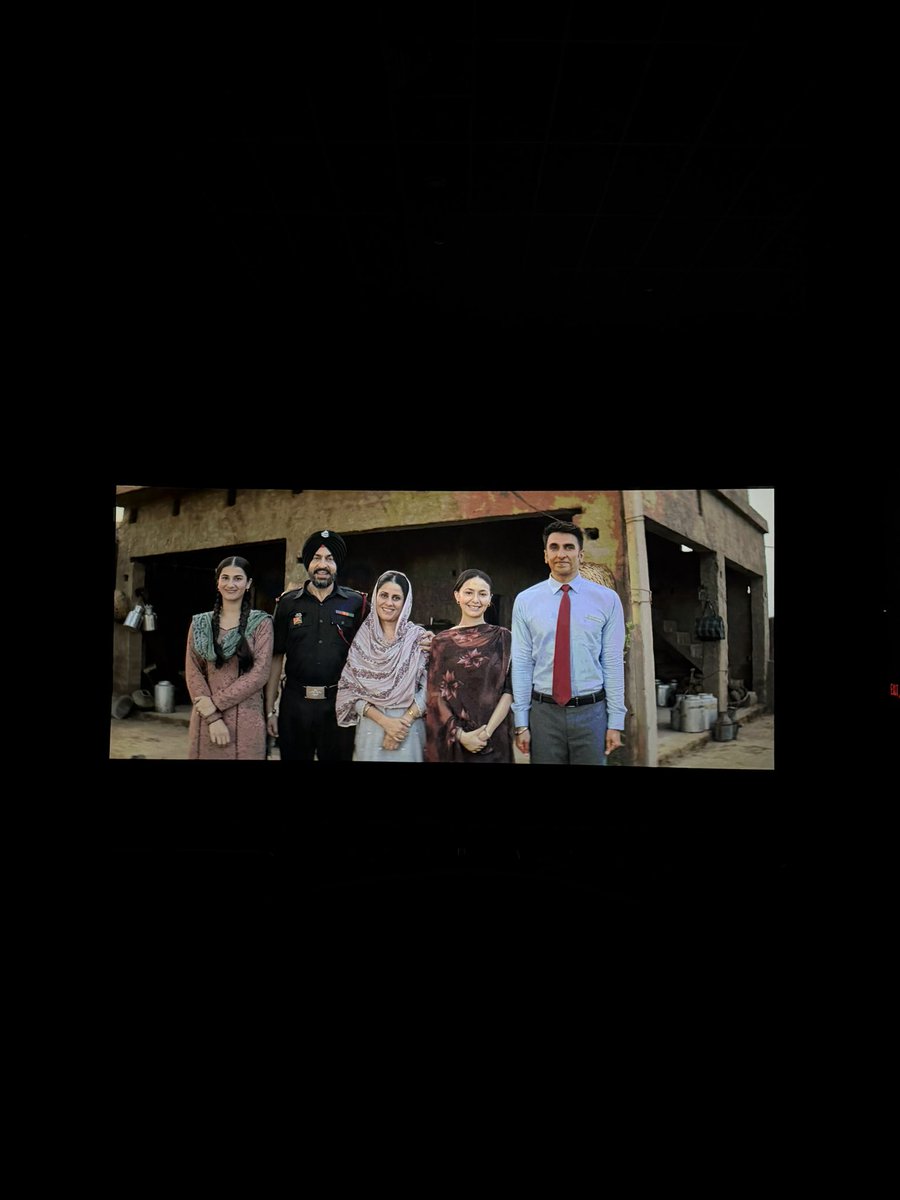 be_truthfulone's tweet photo. I am ready for #Dhurandhan @DhurandharFans https://t.co/XBFq0HUMTi